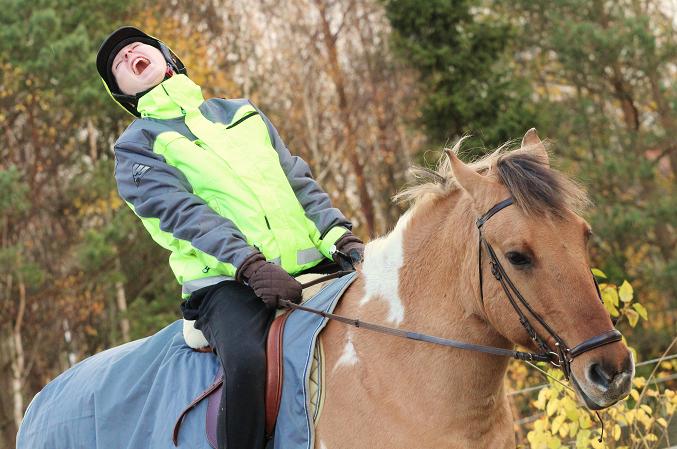 Så här kul kan vi töser från Stall Stensholmen ha!